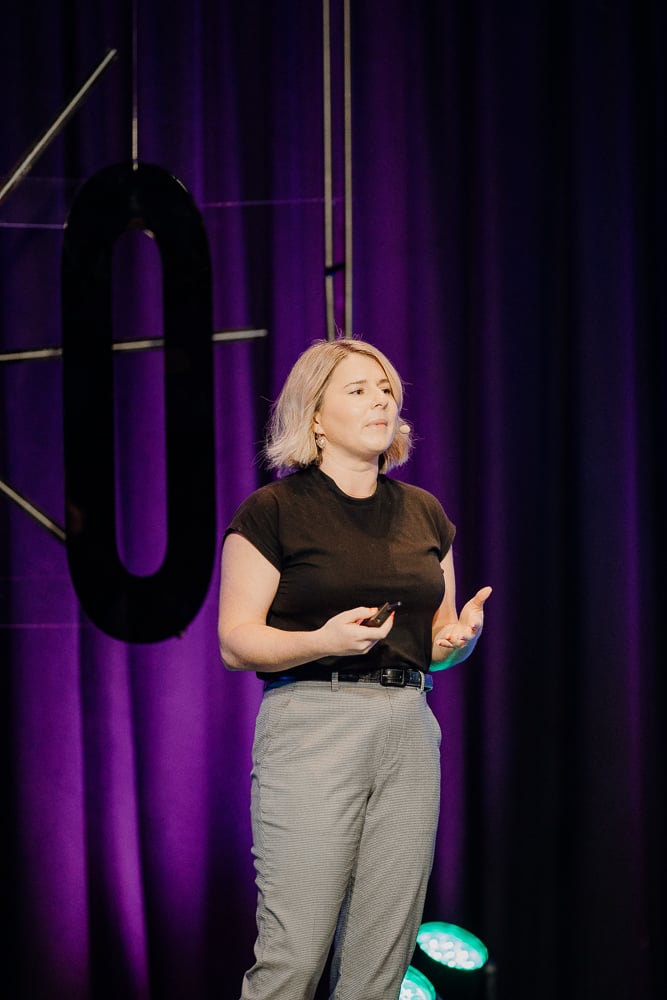 DDO2023 Hannah Weir on stage