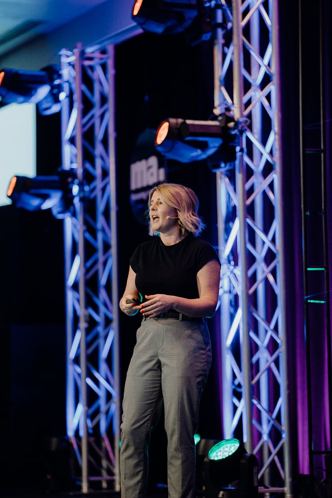 DDO2023 Hannah Weir on stage