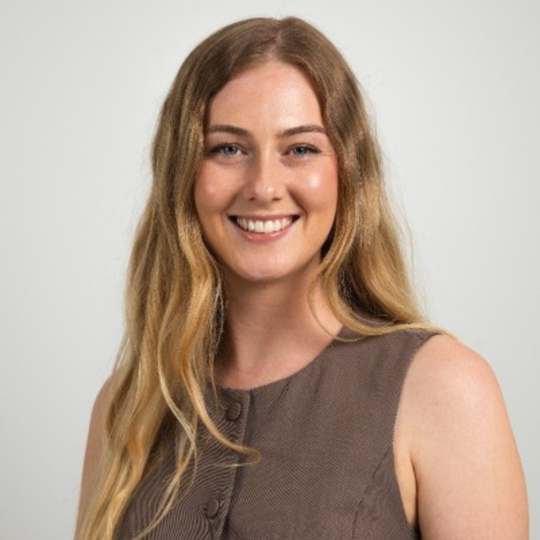 6.Nicole Connolly
