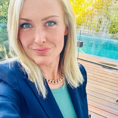 Tania Large (382 x 382)